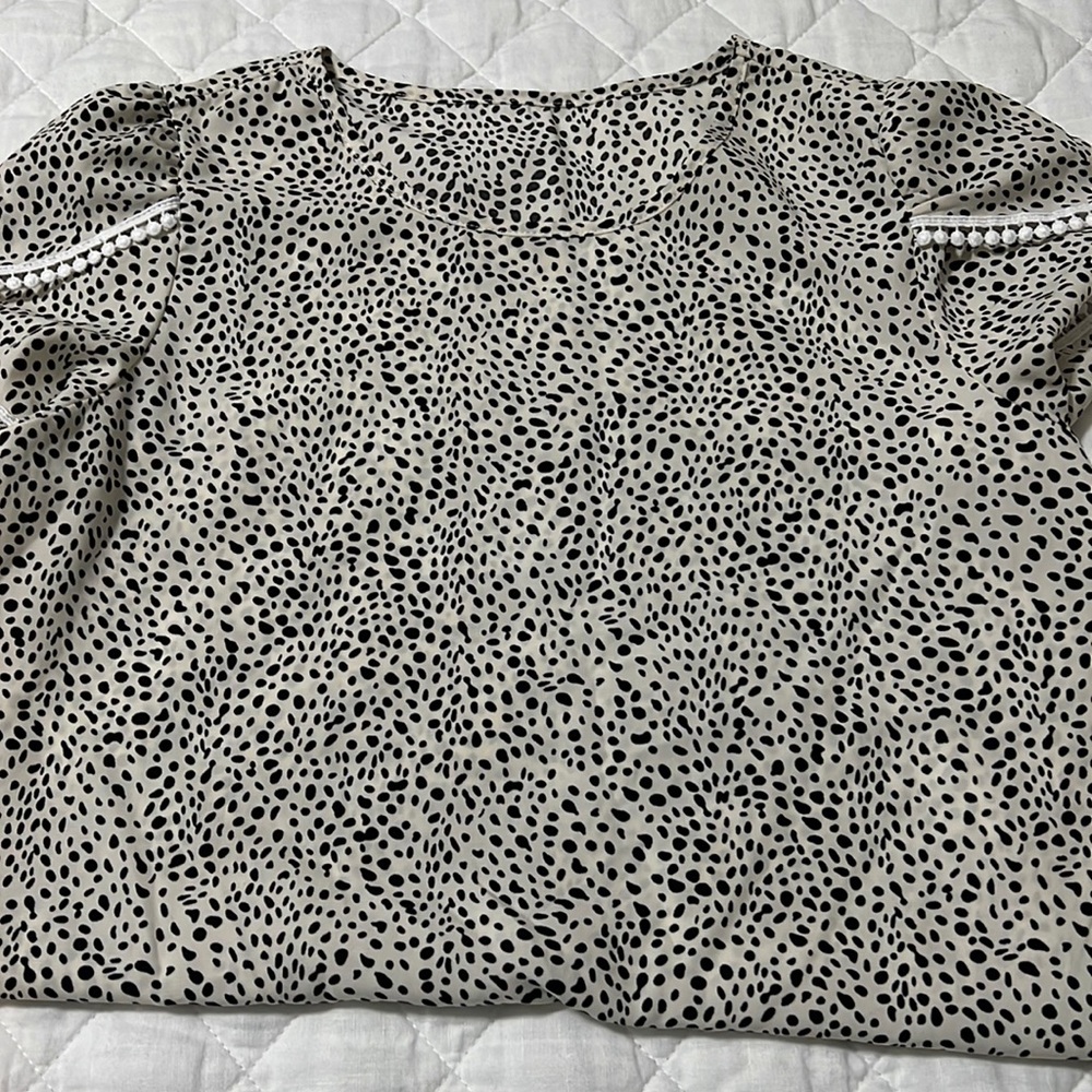 Women’s leopard print top